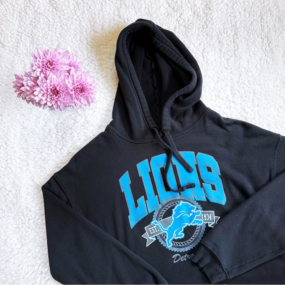 Wear by Erin Andrews Detroit Lions hoodie